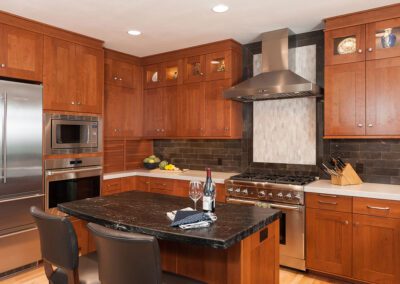 Light and Grounded Kitchen